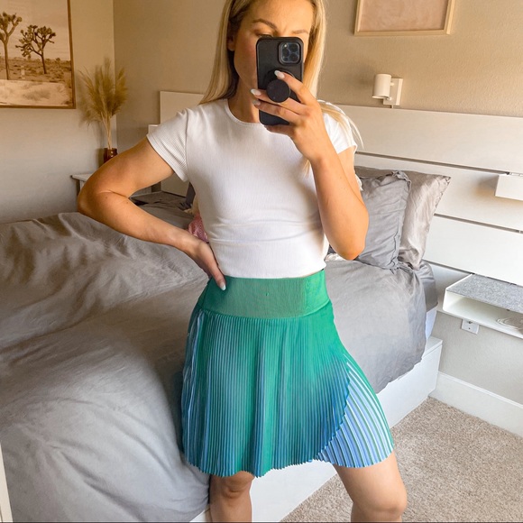 NWT Stella McCartney Blue and Green Mini Skort - Picture 2 of 9